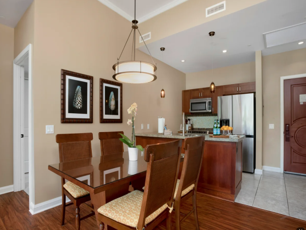 Luxurious Maui Beachfront Villas - Perfect For Families & Groups